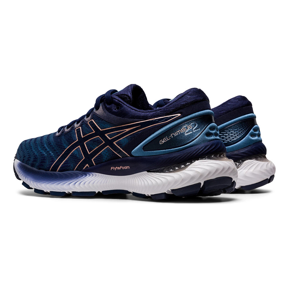 What is the difference between asics outlet gel nimbus 21 and 22