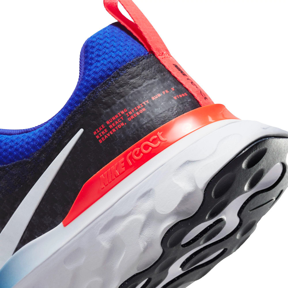 Nike react red store white and blue