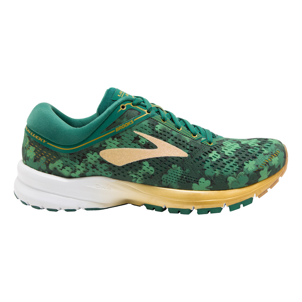 Brooks cheap shamrock sneakers