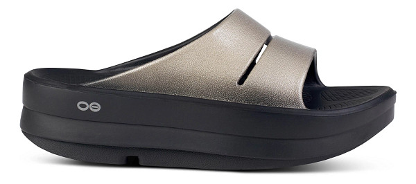 Womens OOFOS OOmega Ooahh Luxe Sandals Shoe