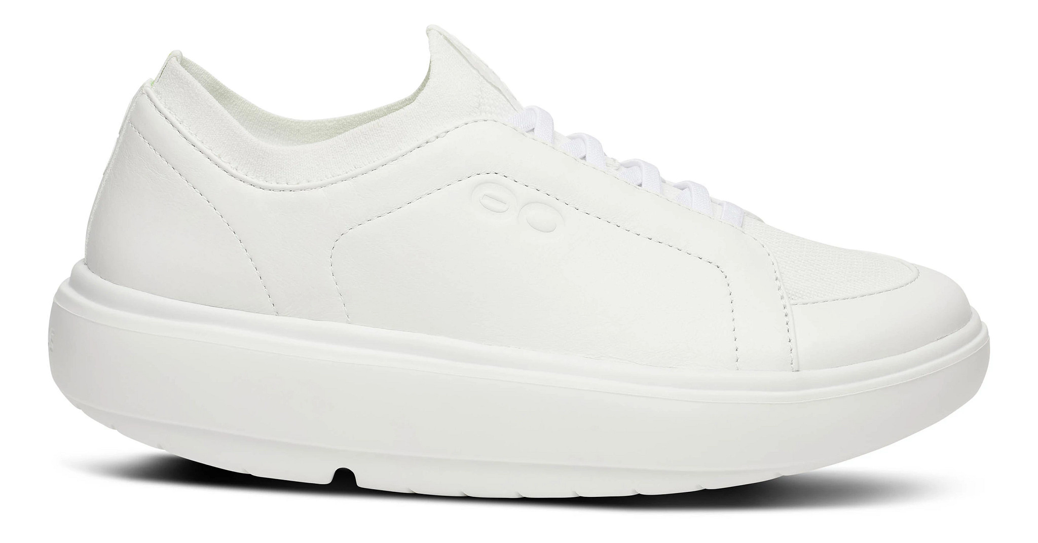 Womens OOFOS OOmg+ Club Casual Shoe