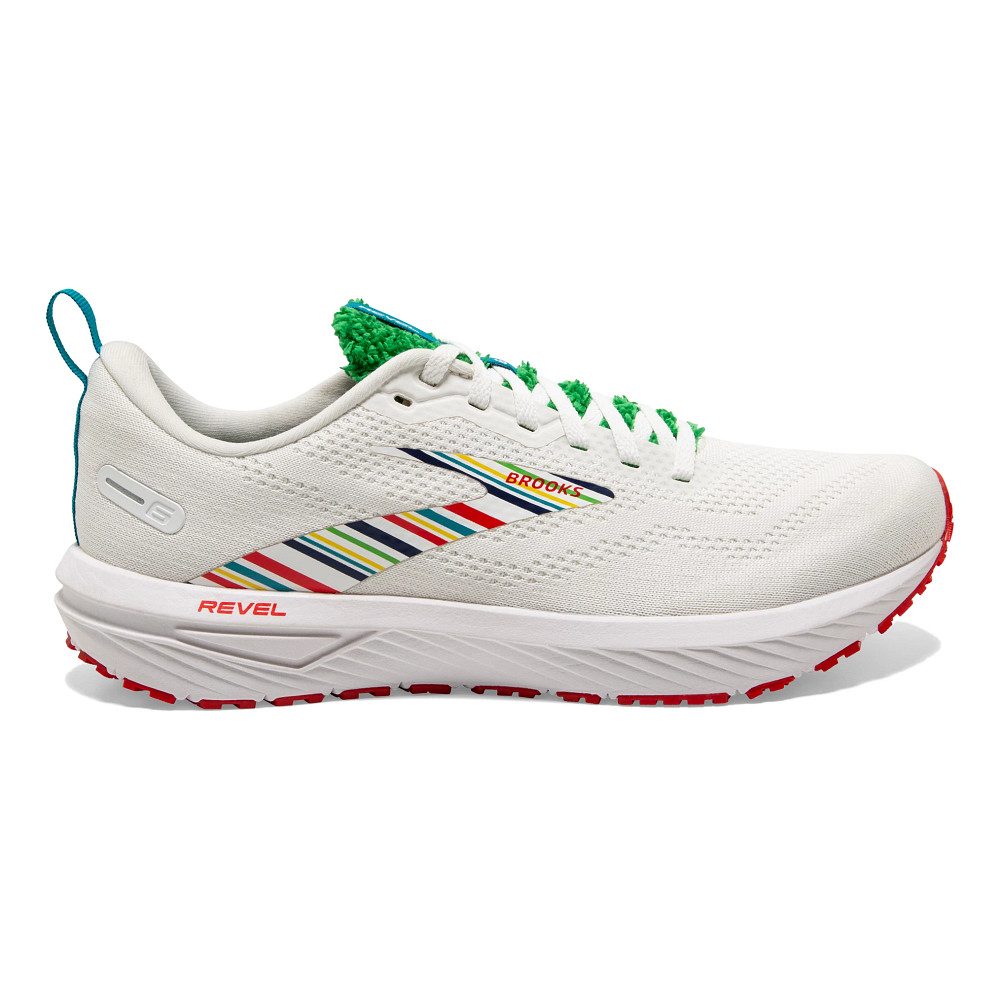 Brooks hot sale revel sneakers