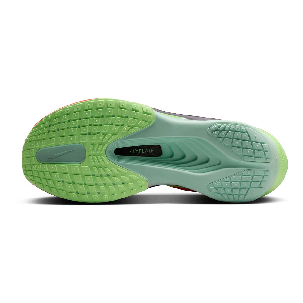 Cut in half: Nike Zoom Fly 6 Review (2025) | RunRepeat