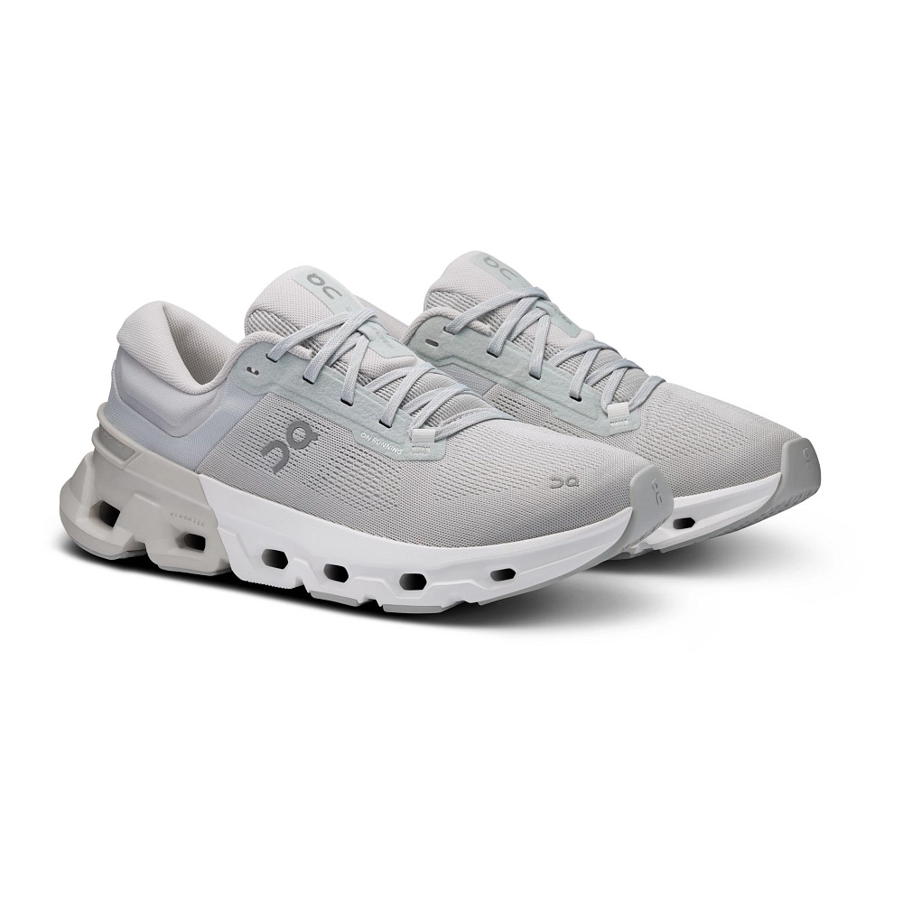 靴 Cloudflyer5 On Running Men's Cloudflyer 5 | Marathon Sports