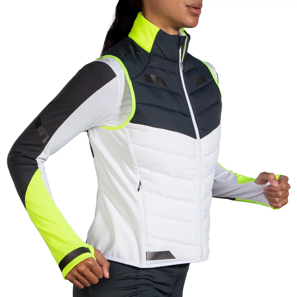 Brooks running sale vest womens black