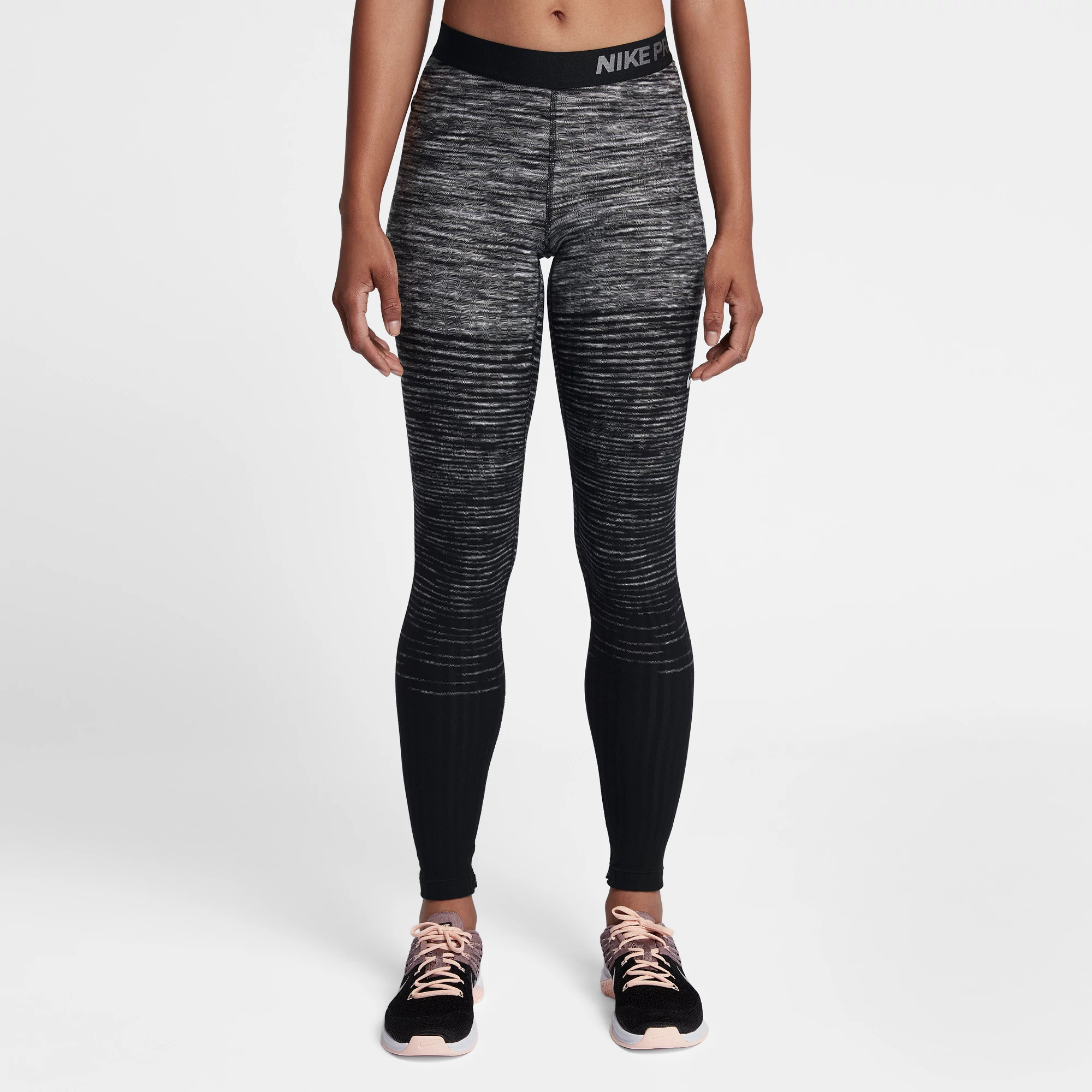 Nike Pro Hyperwarm Leggings Women's Small  Athleisure activewear, Nike pros,  Women's leggings
