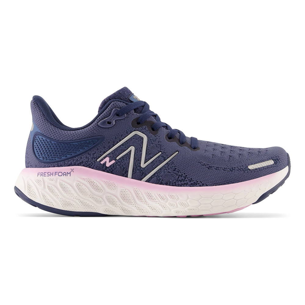 New Balance Women's Fresh Foam More V3 Running Shoe, Night Sky/Libra, 5  Wide : : Clothing, Shoes & Accessories