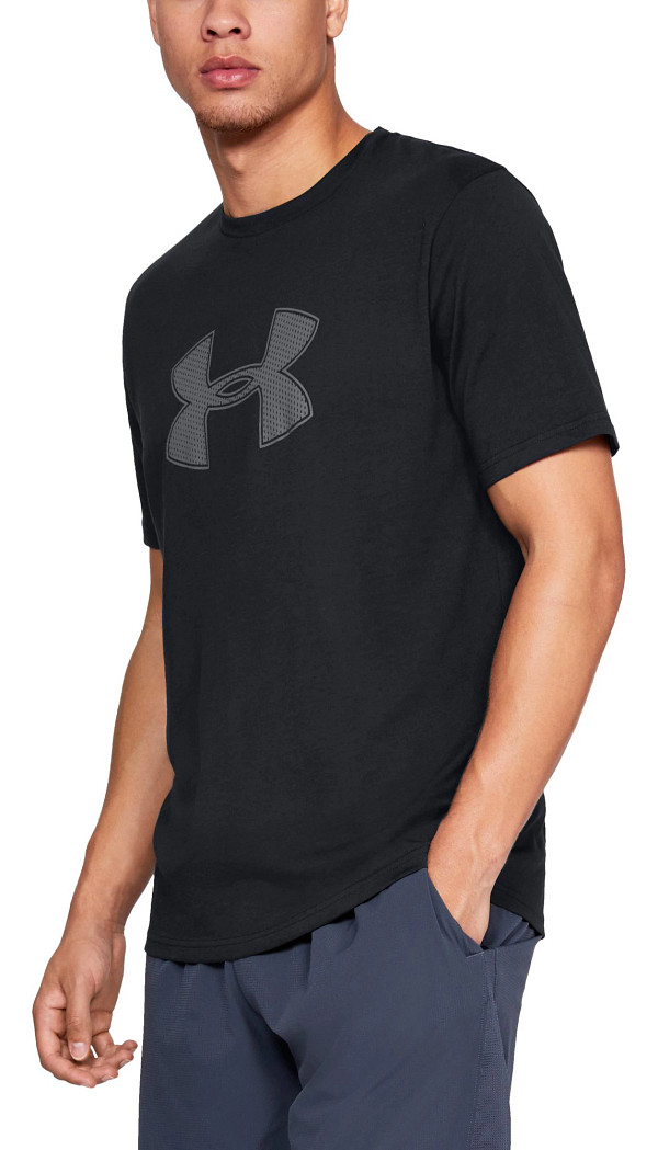 Under Armour Men's HeatGear Sleeveless Compression Shirt - Hibbett