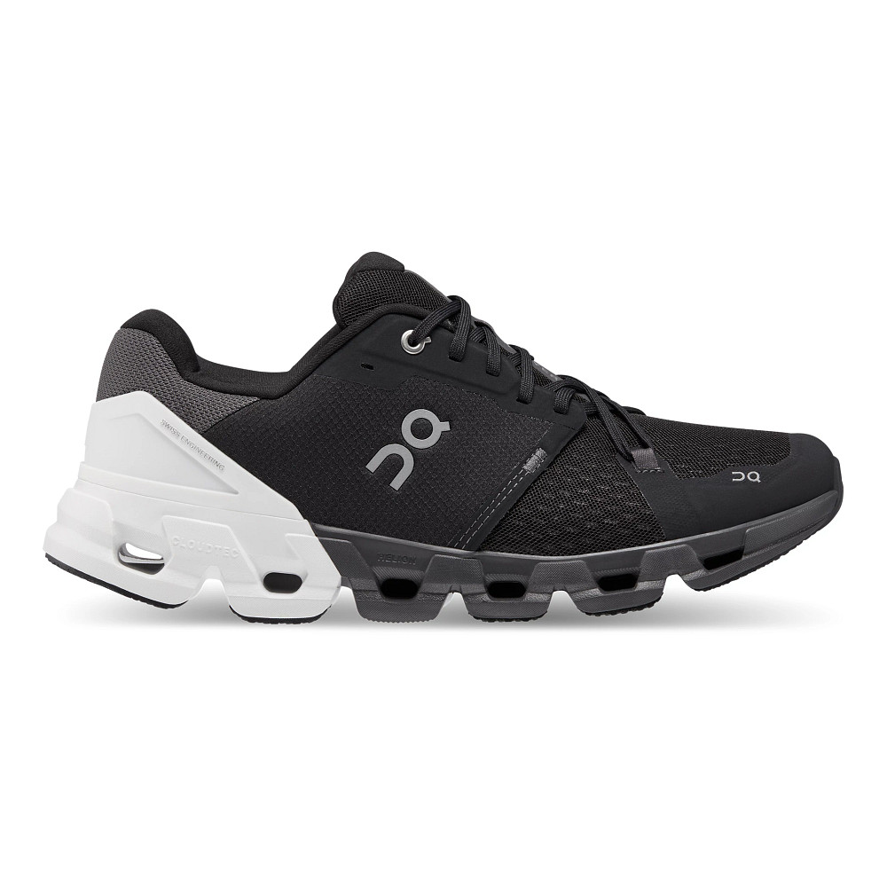 On Cloudflyer 4 Wide 9.5 Black White Men s