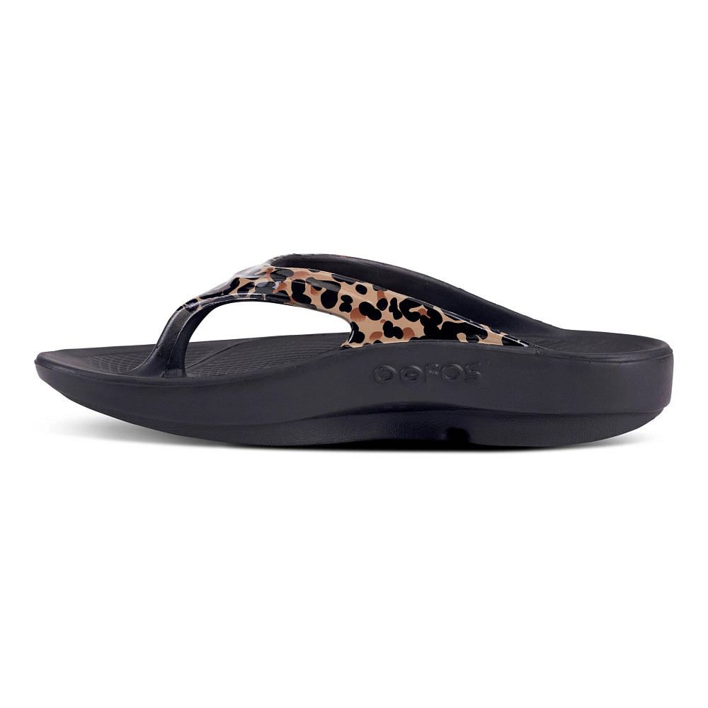 OOFOS Cheetah/Leopard Print Limited Edition OOlala Sandals