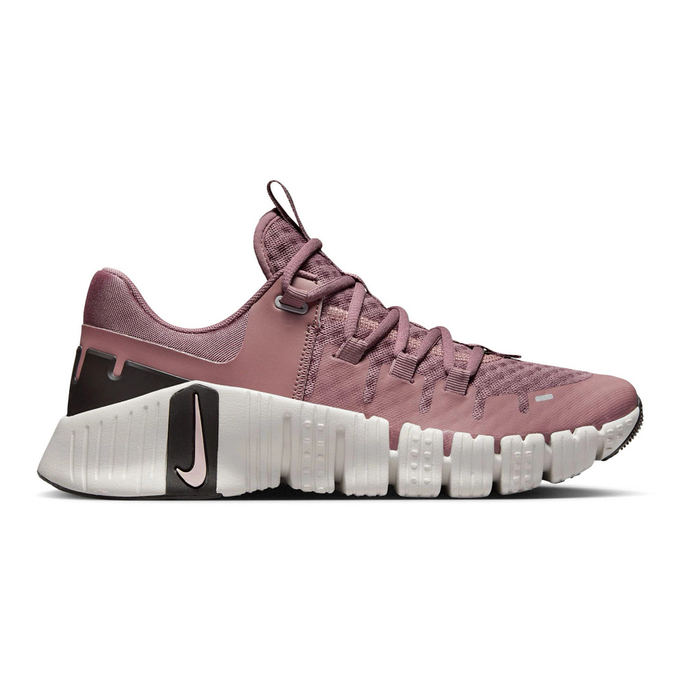 [NIKE] FREE METCON 5 スニーカー ☆大人気☆ ☆NIKE☆大人気☆FREE METCON 5 / フリーメトコン5☆追跡可