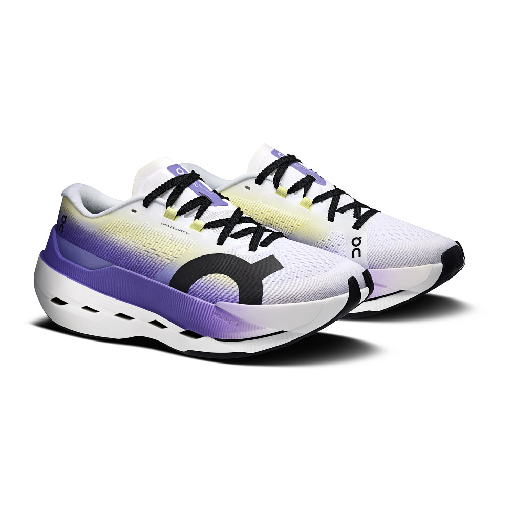 Womens On Cloudboom Max Running Shoe