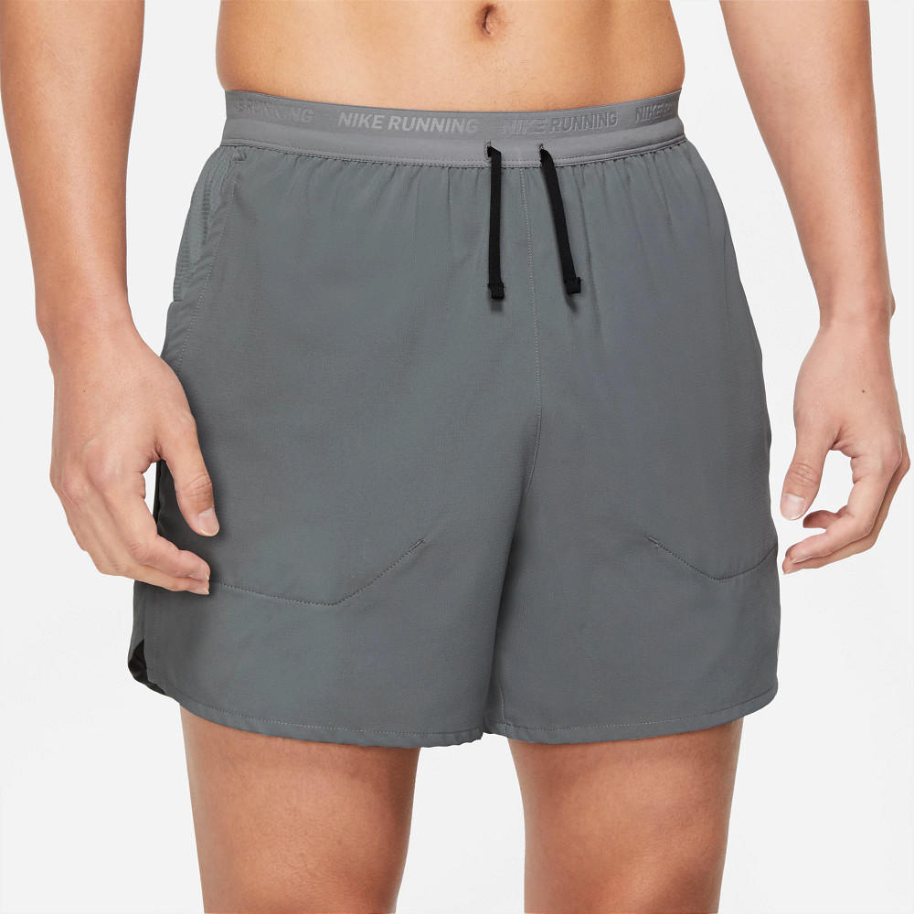 Nike Men's 5 Flex Stride Shorts XXL / Black