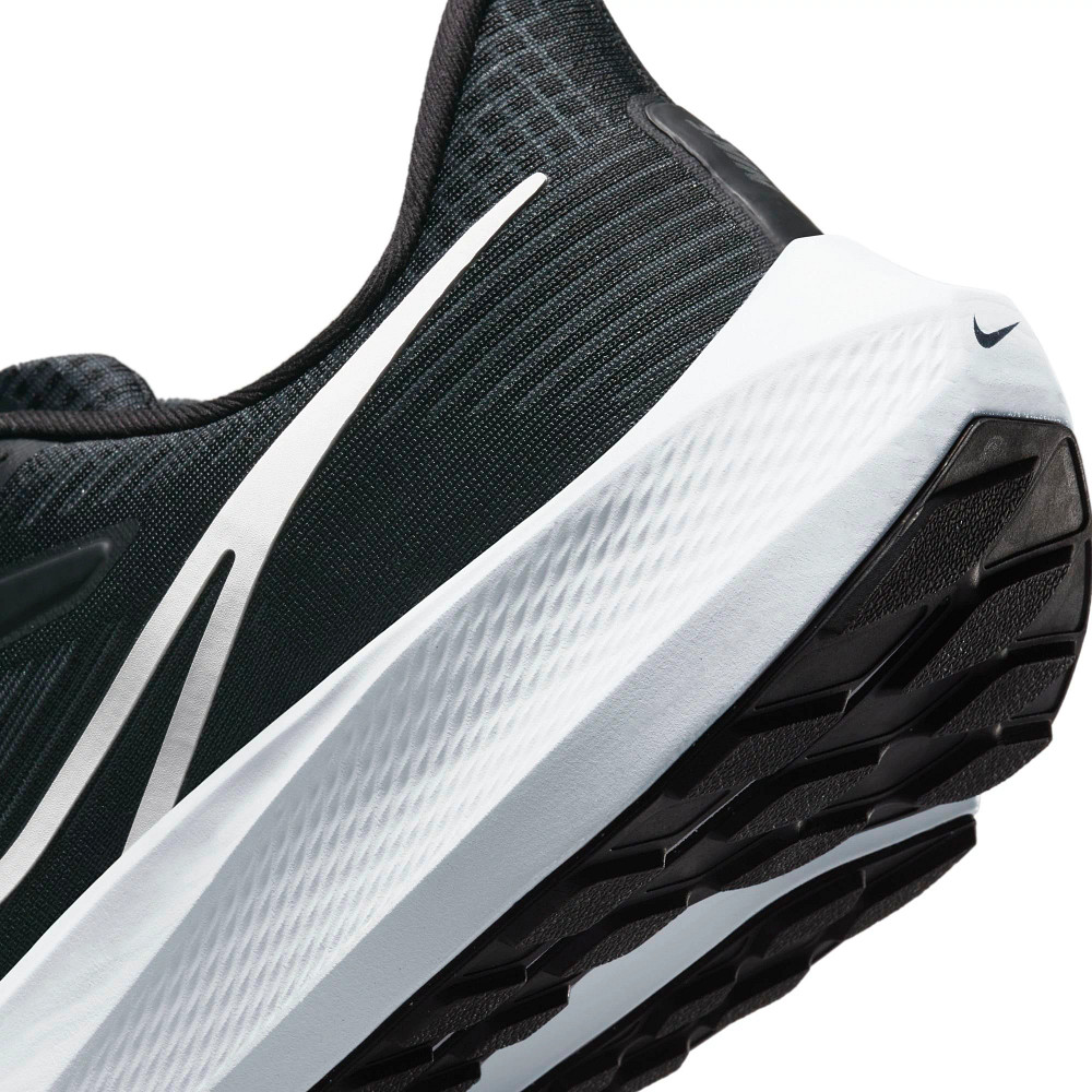Unisex Nike Black Las Vegas Raiders Zoom Pegasus 39 Running Shoe