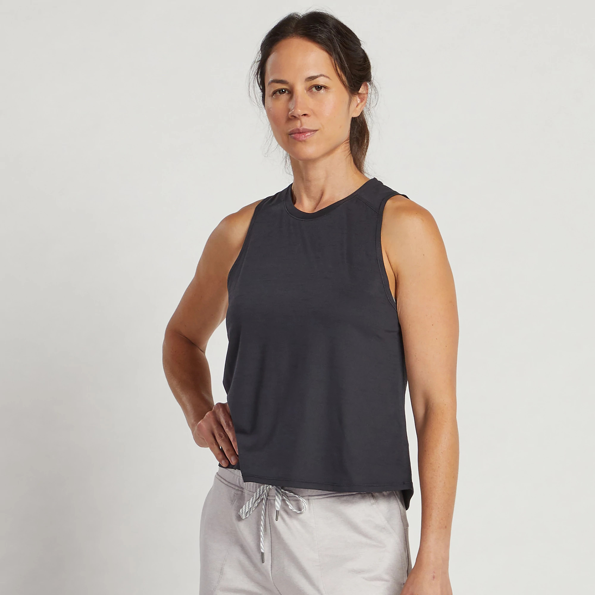 Womens Korsa Flux Tanks Technical Tops