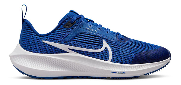 Nike pegasus blue and on sale white