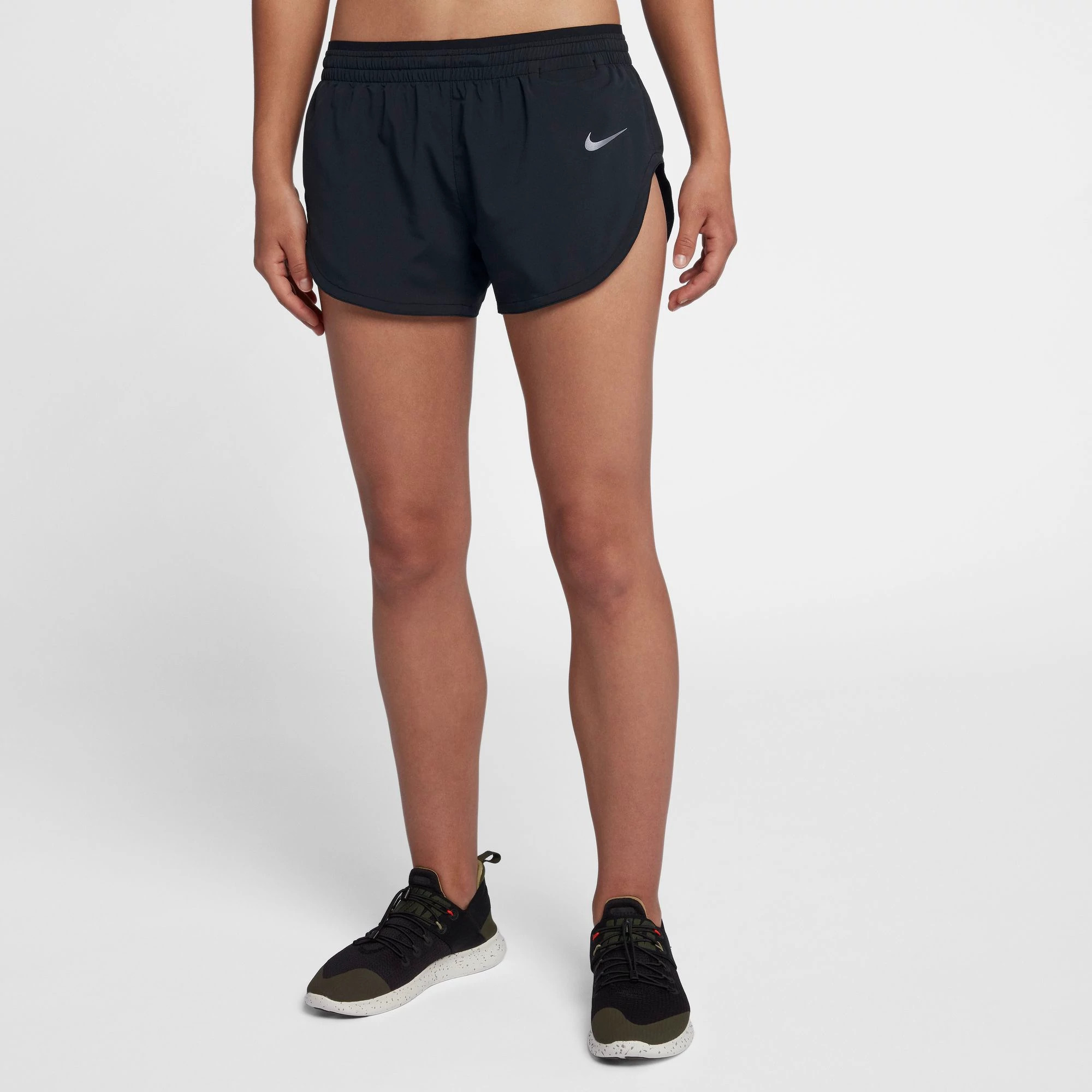 Nike elevate store women's running shorts