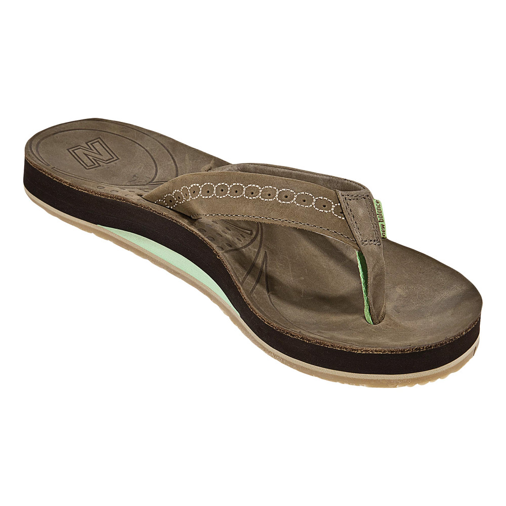 New balance rock & tone hot sale flip flops