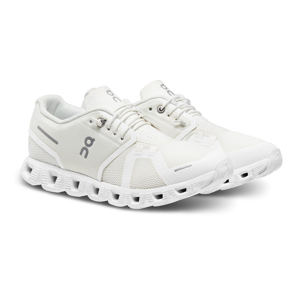 Womens On Cloud 5 Running Shoe - Black/White